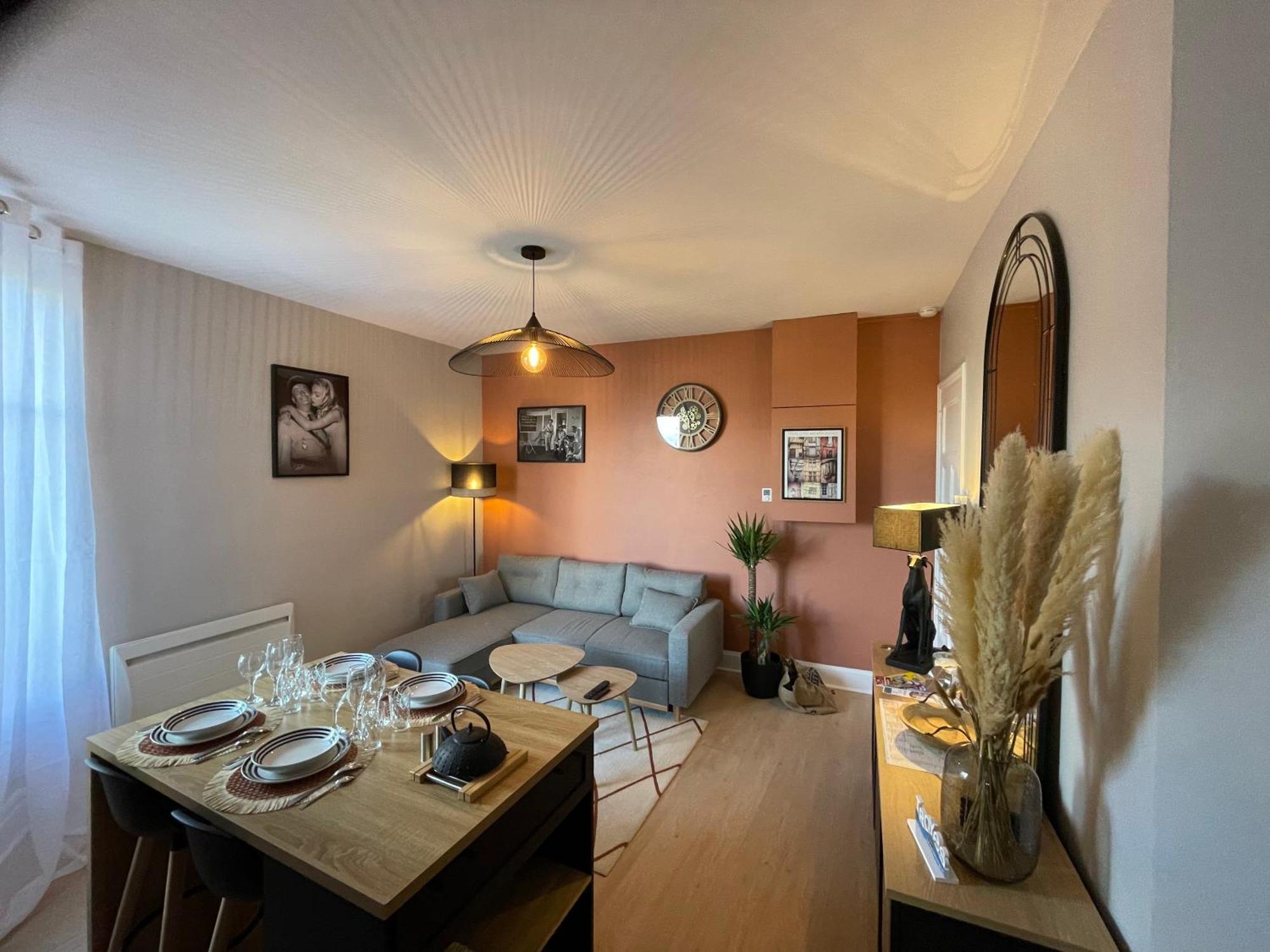 Ferienwohnung Le Treize Au Coeur Du Bouchon Troyes Exterior foto